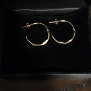 18k hoops in yellow gold